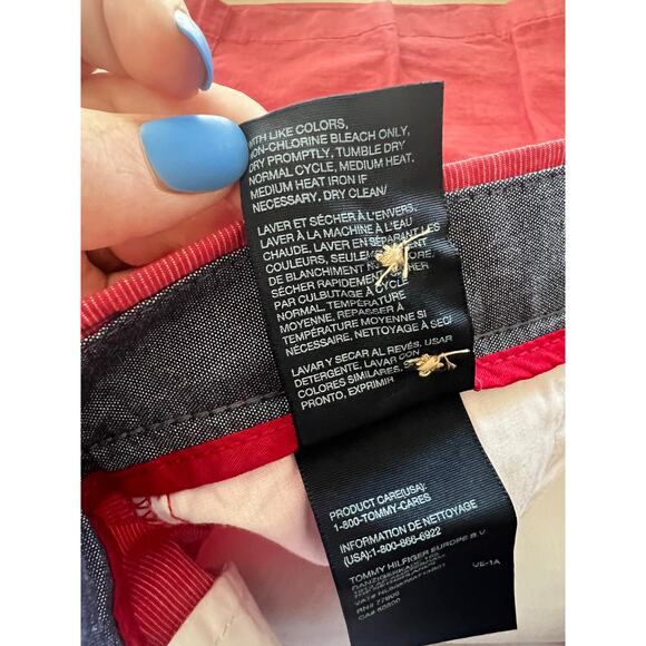 Tommy Hilfiger Men's Striped Red Chino Shorts with Pockets 100% Cotton Size 36 - Picture 8 of 8